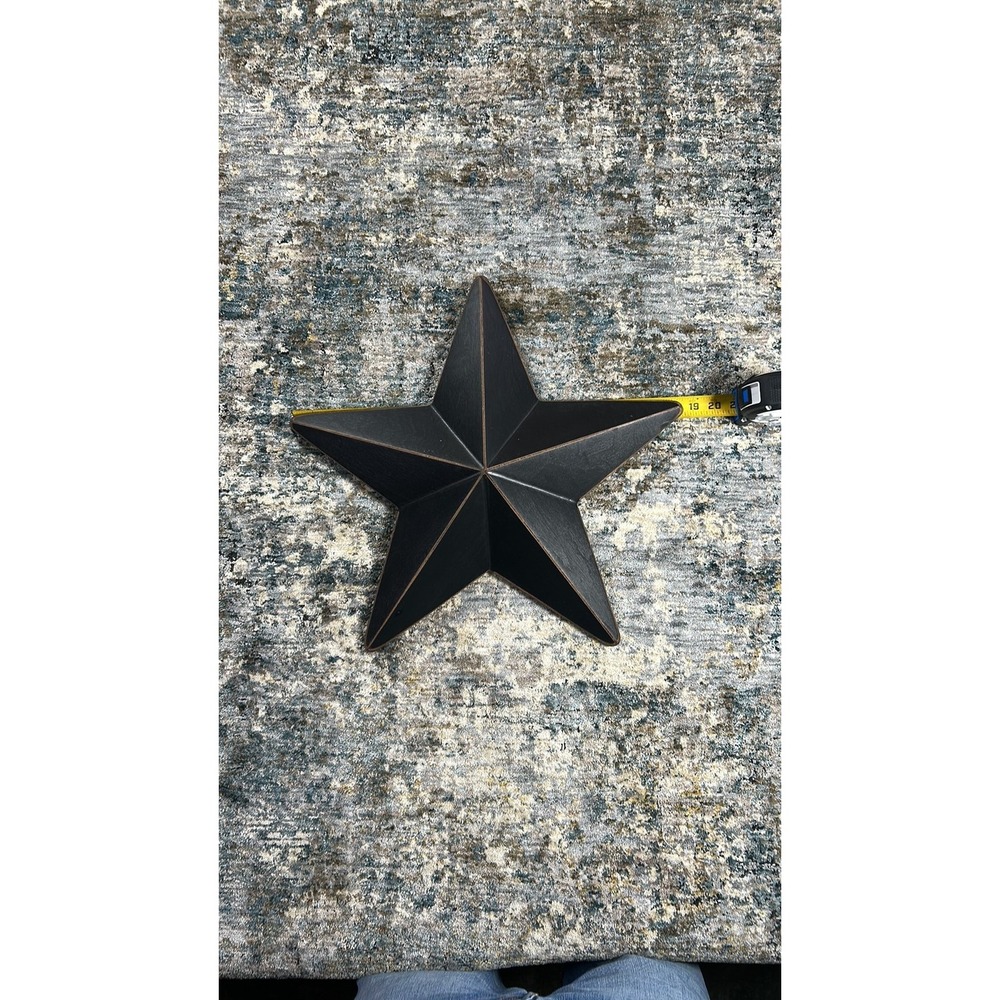 Vintage Style 19-Inch Rustic Wooden Barn Star Wall Decor. 00691